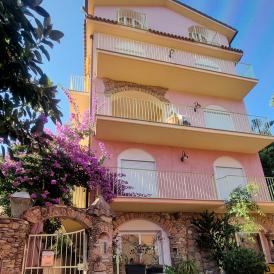 1 kamb. 34 kv.m. butas-studija su vaizdu į jūrą, Sanremo, Ligūrija (Šiaurės Italija) - Photo 9